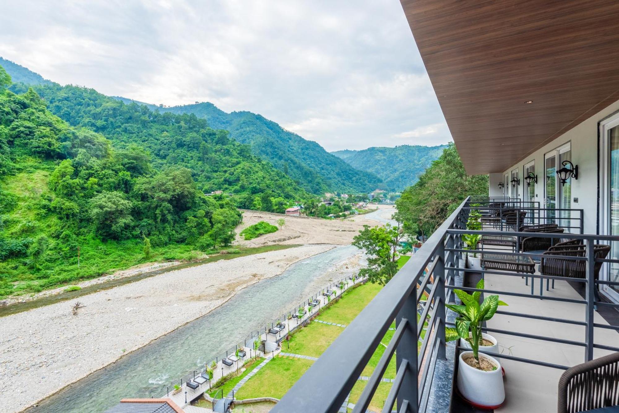 Dls Divine River Resort And Spa, Rishikesh Ngoại thất bức ảnh